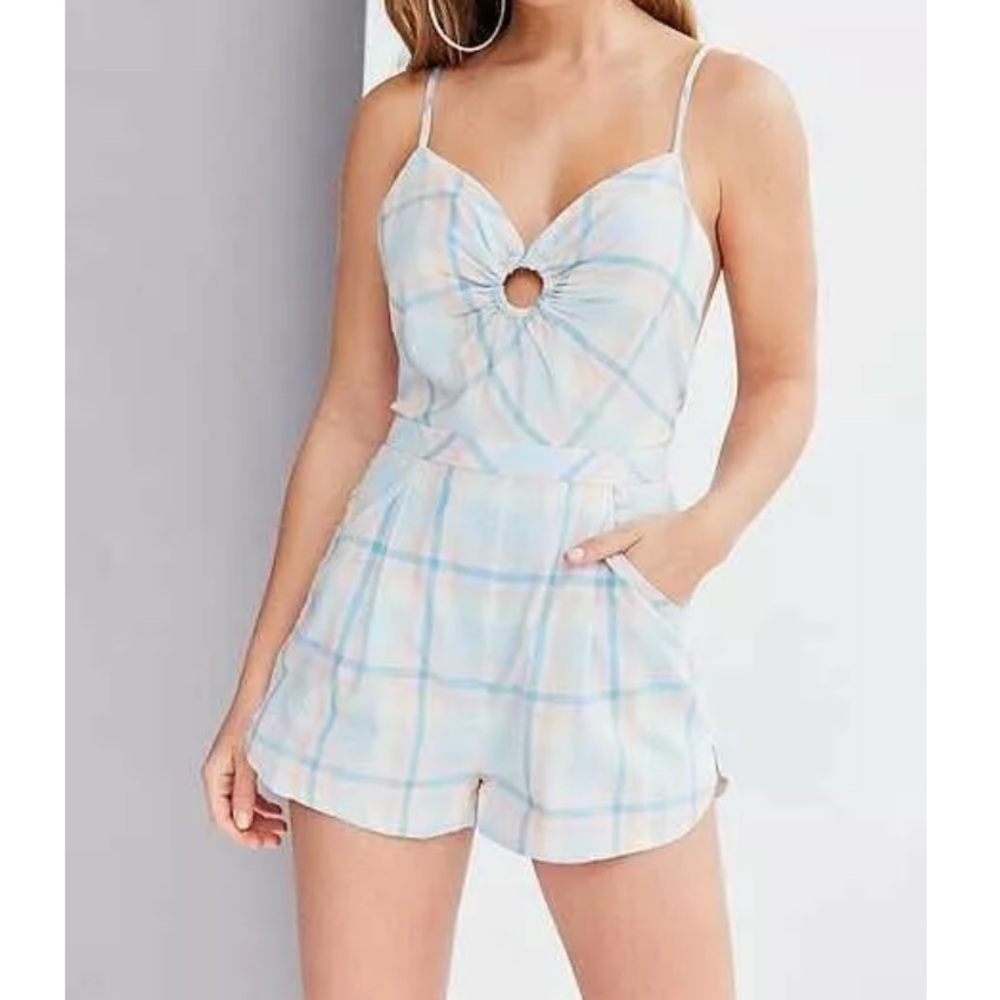 Kimchi Blue plaid romper blue and pink - size 4 / small